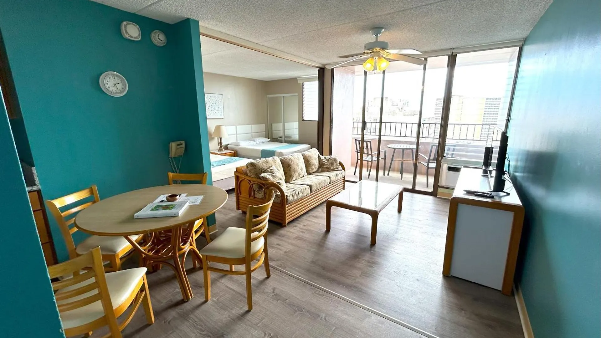 Tatil Evi Royal Kuhio 2309 - Spacious Studio With Stunning Ocean Views In The Heart Of Waikiki! Honolulu